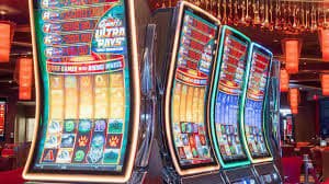 Antarmuka permainan Caishen Wins di platform sky slot